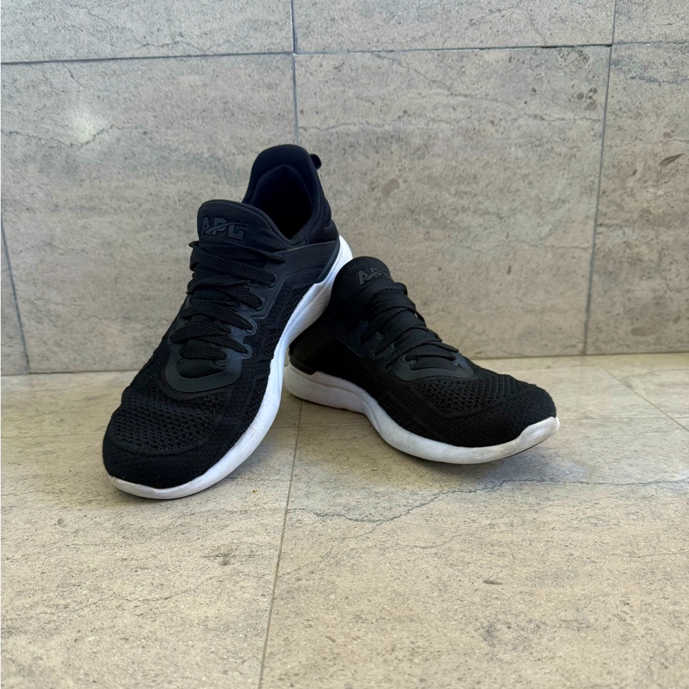 Men's Black APL Techloom Tracer Lifting Training Shoes 10.5